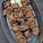Souvlaki - Grilltips LCHF - Grekiska grillspett fläskkarré - Ketolibrary.com